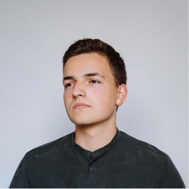 Founder face